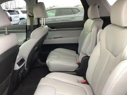 Used 2020 Hyundai Palisade SEL w/ Premium Package FWD image 10