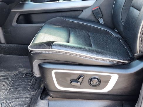 Used 2023 RAM 1500 Laramie image 31