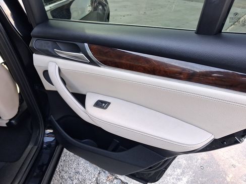 Used 2016 BMW X3 xDrive28i w/ XLine AWD/4WD image 33