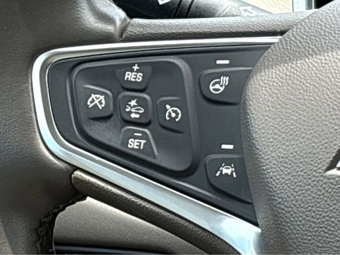 Used 2024 Chevrolet Malibu LT FWD image 12
