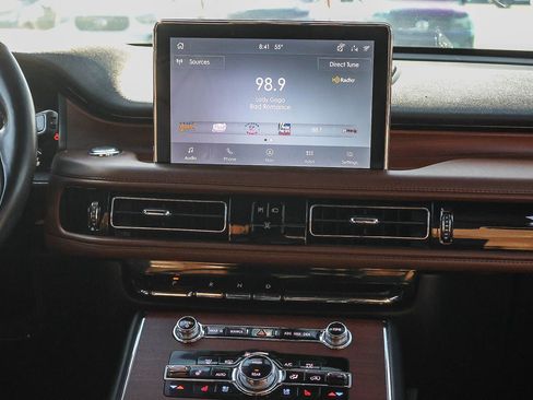 Used 2021 Lincoln Aviator Reserve w/ Equipment Group 210A image 26