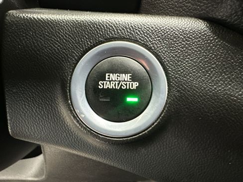 Certified 2019 GMC Terrain SLT w/ Preferred Package image 25