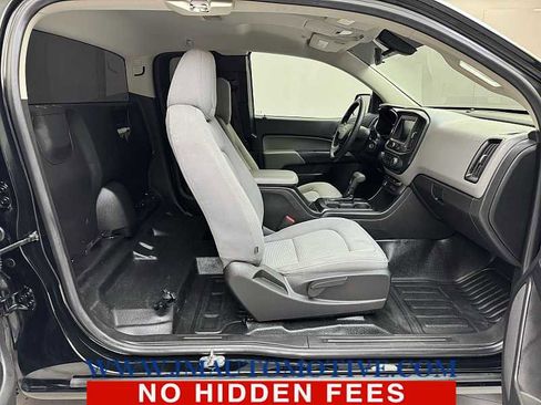 Used 2018 Chevrolet Colorado W/T image 17
