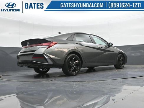 New 2026 Hyundai Elantra Sport FWD image 31