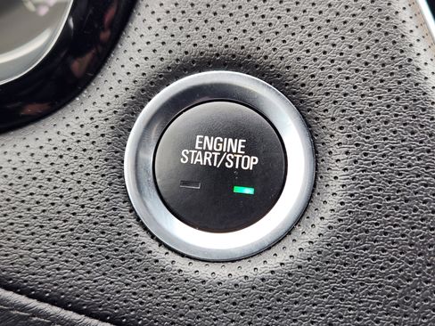 Used 2020 Cadillac XT5 Premium Luxury image 21