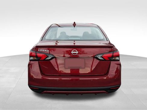 New 2025 Nissan Versa SR w/ Trunk Package image 4