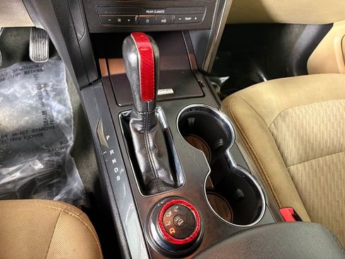 Used 2016 Ford Explorer 4WD image 21