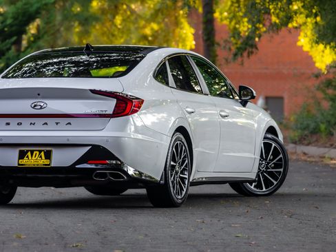 Used 2021 Hyundai Sonata Limited FWD image 30