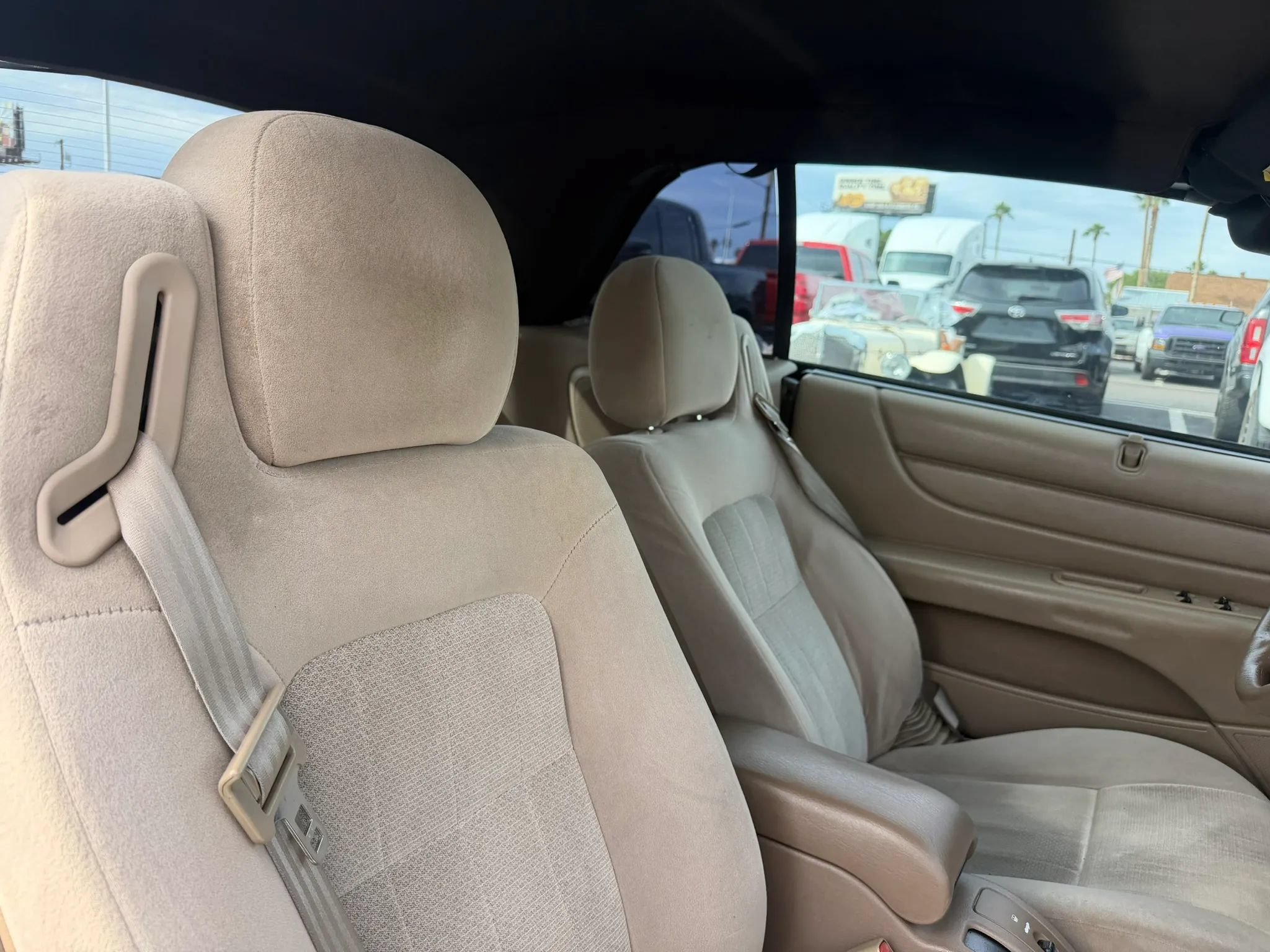 Used 2004 Chrysler Sebring LX w/ Security Group FWD image 22