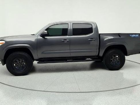 Used 2023 Toyota Tacoma SR AWD/4WD image 4