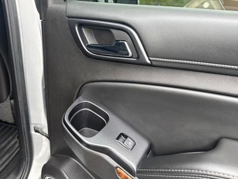 Used 2016 Chevrolet Tahoe LTZ AWD/4WD image 36