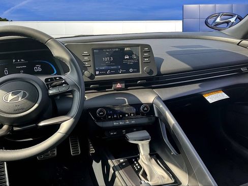 Certified 2026 Hyundai Elantra Sport FWD image 6