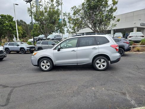 Used 2015 Subaru Forester 2.5i Limited w/ Popular Package #2 image 4