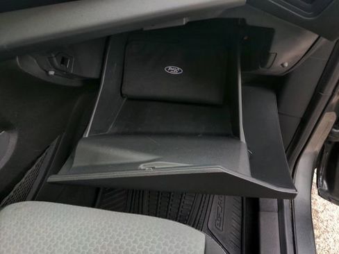 Used 2017 Ford Escape SE image 18