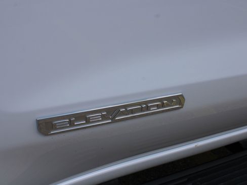 Used 2025 GMC Sierra 1500 Elevation w/ LPO, Elevation Black Package AWD/4WD image 12