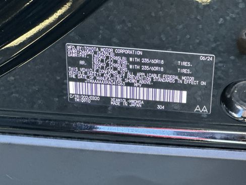 Used 2024 Toyota bZ4X XLE w/ Weather Package image 28