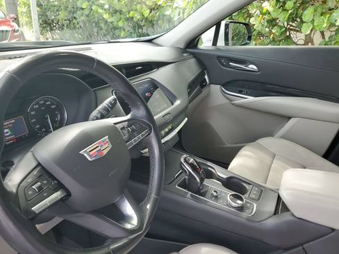 Used 2022 Cadillac XT4 Premium Luxury w/ Safety Alert Package FWD image 22