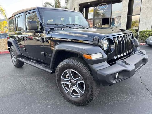 Used 2020 Jeep Wrangler Unlimited Sport image 13