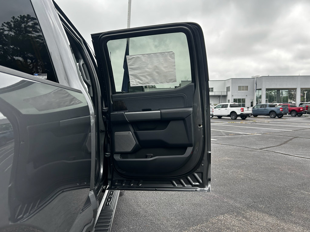New 2026 Ford F350 Lariat w/ Black Appearance Package AWD/4WD image 21