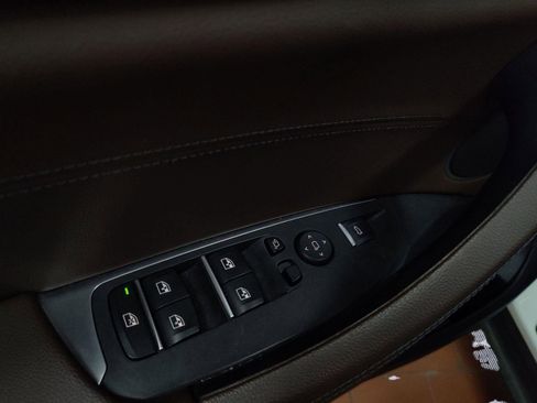 Used 2019 BMW X3 xDrive30i w/ Convenience Package image 9