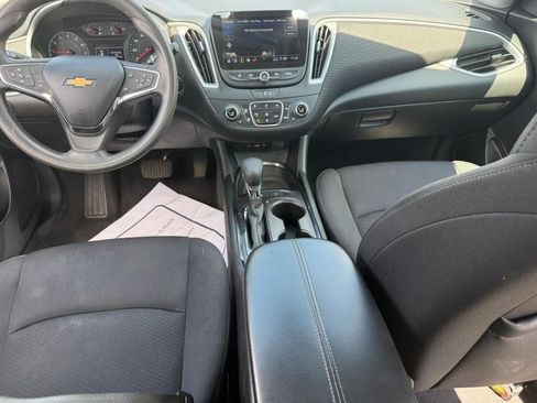 Used 2024 Chevrolet Malibu LT FWD image 12