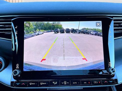 New 2026 Jeep Grand Wagoneer 4WD image 15