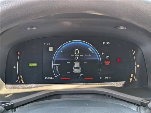 Used 2025 Toyota Camry LE FWD image 13