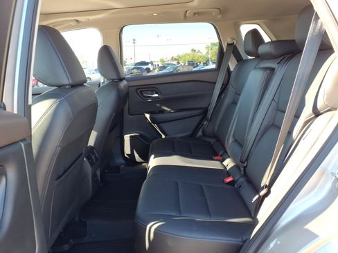 Certified 2022 Nissan Rogue SL AWD/4WD image 9