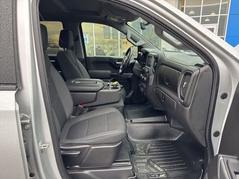 Used 2021 Chevrolet Silverado 1500 LT image 10