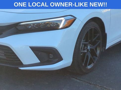 Used 2024 Honda Civic Sport Touring image 9