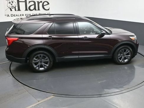 Used 2023 Ford Explorer XLT w/ Equipment Group 202A AWD/4WD image 57