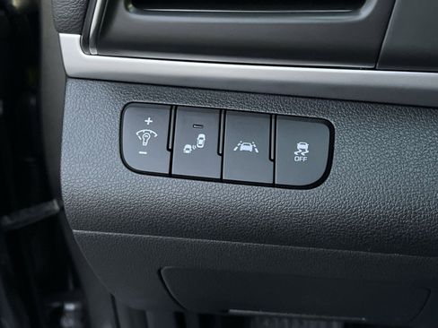 Used 2019 Hyundai Elantra SEL w/ Cargo Package image 31