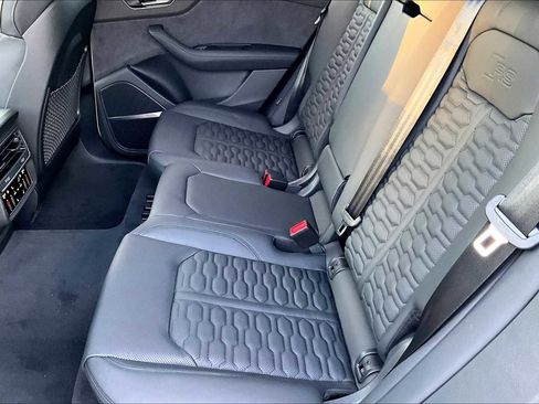 New 2026 Audi RS Q8 performance image 19