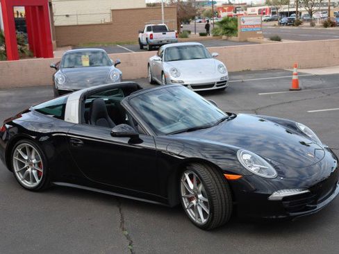 Used 2015 Porsche 911 Targa 4S image 11