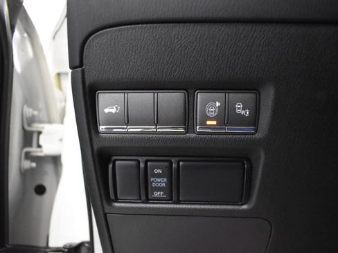 Used 2017 INFINITI QX80 4WD w/ Deluxe Technology Package image 20