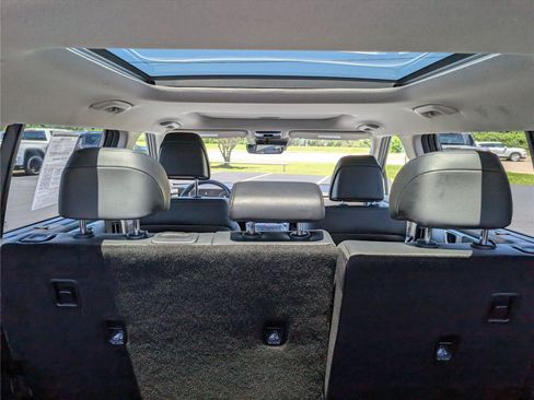 Used 2025 Hyundai Santa Fe Limited FWD image 37