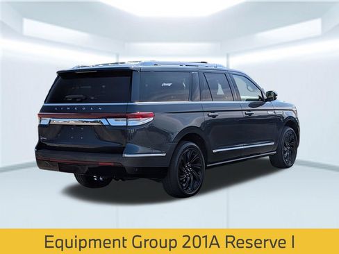 Used 2024 Lincoln Navigator L Reserve AWD/4WD image 6