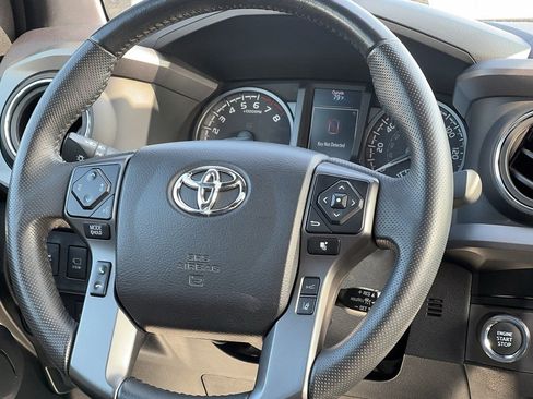 Used 2023 Toyota Tacoma TRD Off-Road w/ TRD Premium Off Road Package AWD/4WD image 13