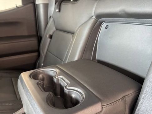 Used 2019 Chevrolet Silverado 1500 LT Trail Boss AWD/4WD image 25