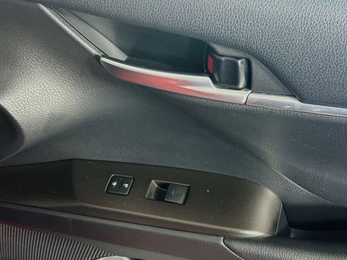Used 2024 Toyota Camry SE FWD image 28