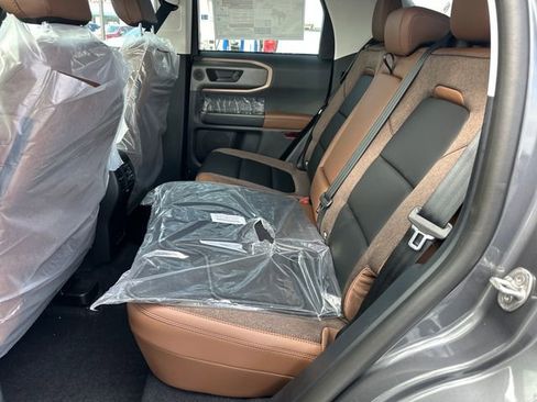 New 2026 Ford Bronco Sport Outer Banks w/ Outer Banks Tech Package+ AWD/4WD image 13