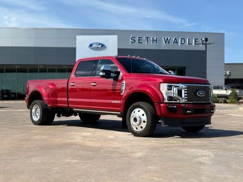 Certified 2022 Ford F450 Platinum w/ FX4 Off-Road Package AWD/4WD image 1