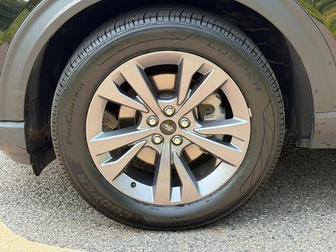 Certified 2025 Ford Explorer Active w/ Active Comfort Package AWD/4WD image 22