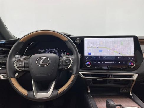 Used 2024 Lexus RX 350h w/ Cold Area Package AWD/4WD image 3