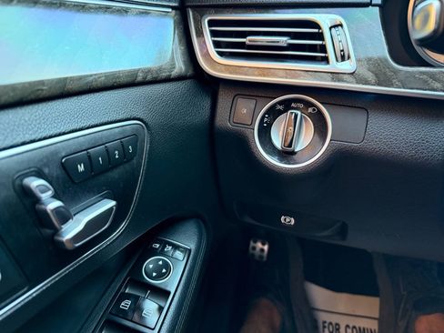Used 2016 Mercedes-Benz E 350 Sedan image 26