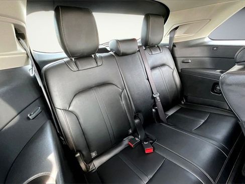 Used 2025 MAZDA CX-90 3.3 Turbo w/ Preferred Package image 26