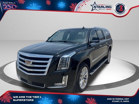 Used 2020 Cadillac Escalade ESV Premium Luxury RWD image 1