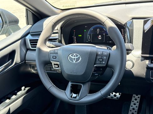 New 2026 Toyota Camry SE FWD image 20