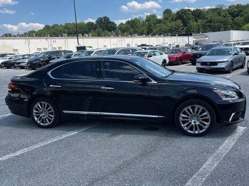Used 2016 Lexus LS 460 L w/ Ultra Luxury Package AWD/4WD image 10