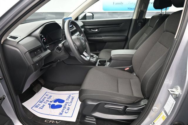 Used 2023 Honda CR-V LX image 12